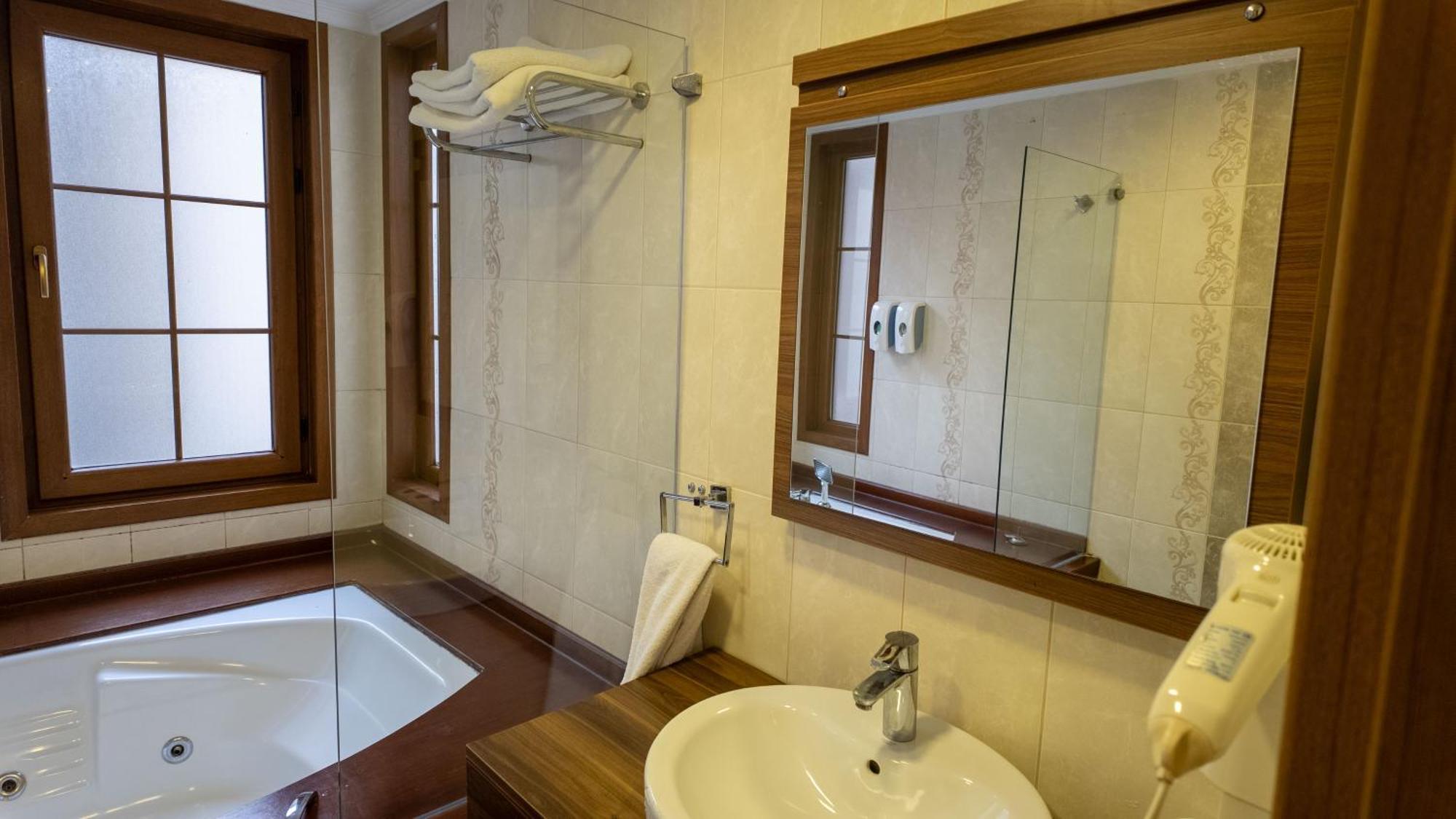 Cesmeli Konak Hotel סיליברי מראה חיצוני תמונה